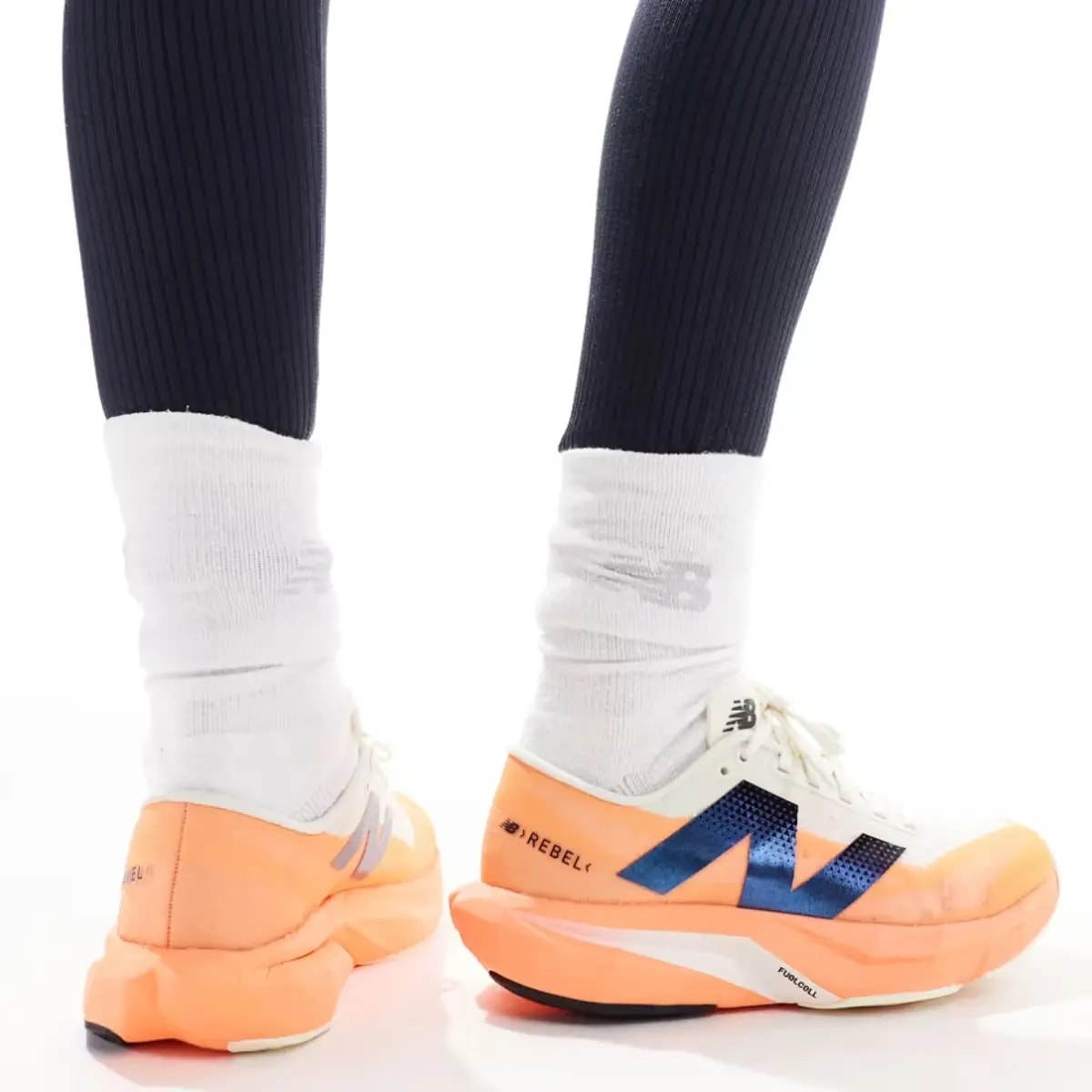Giày New Balance Fuelcell Rebel v4 'Hot Mango' MFCXCO4 — ảnh 5