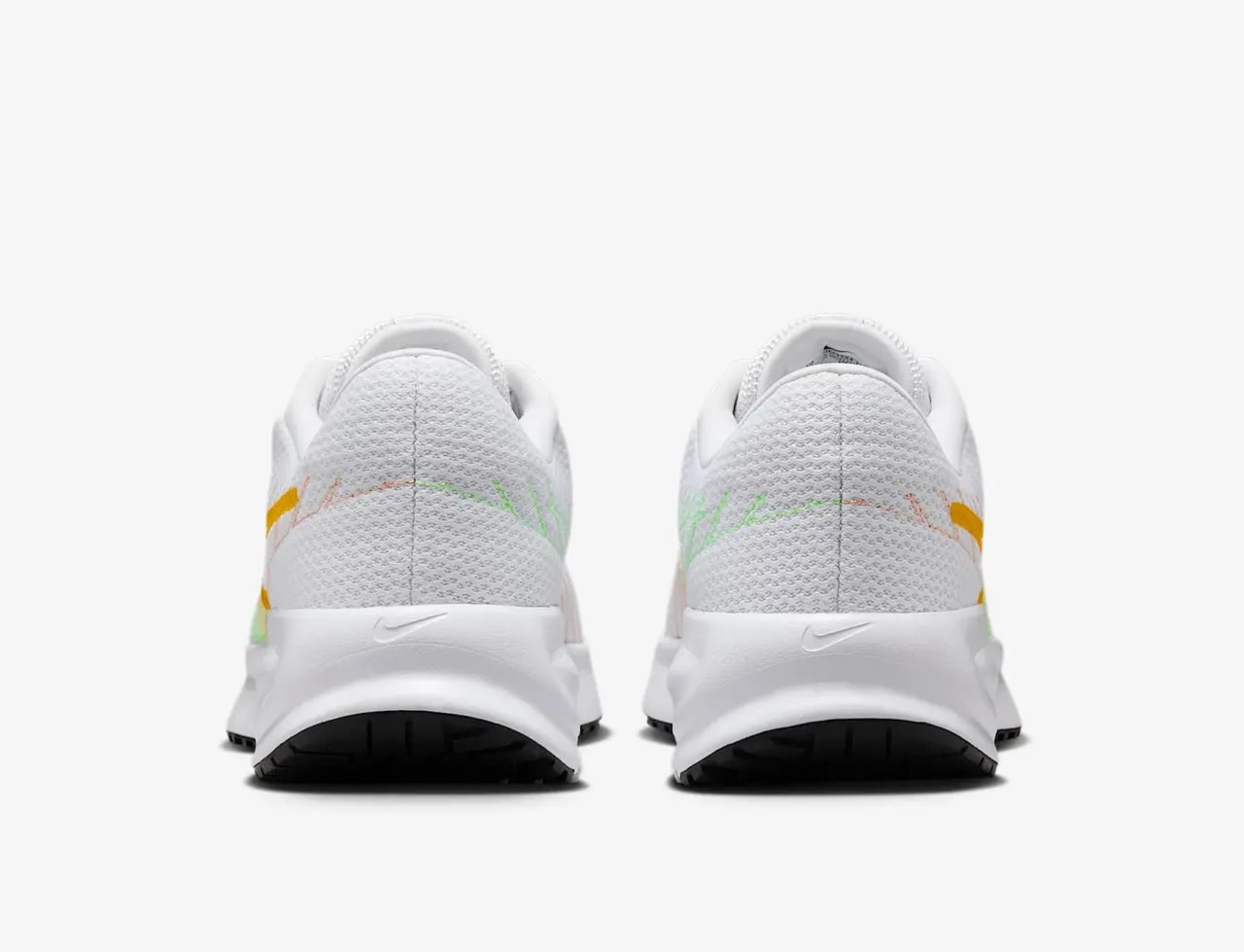 Giày Nike Run Defy 'Apricot Agate' HM9594-101 — ảnh 3