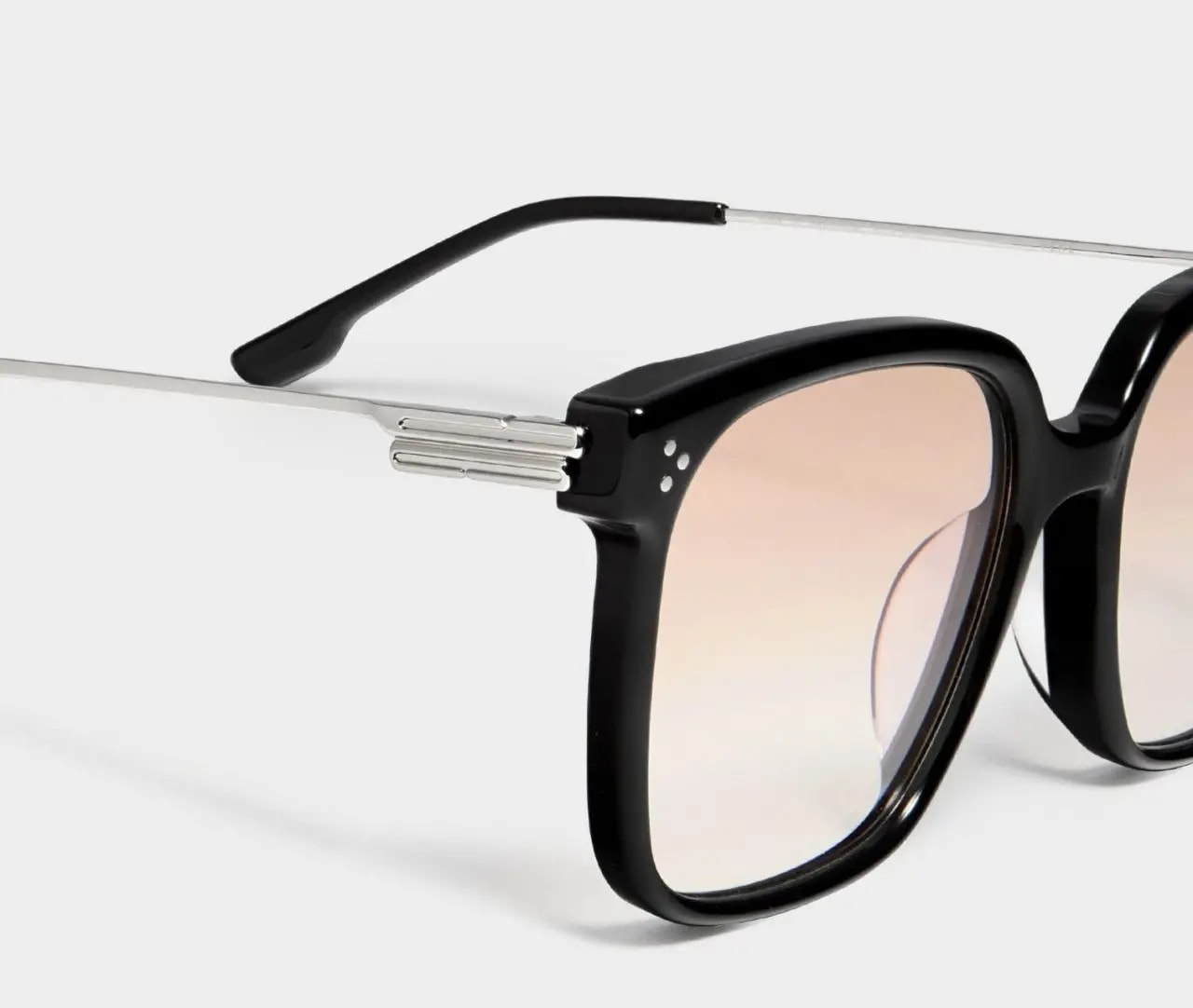 Kính Gentle Monster Vene 01(RG) 'Black' — ảnh 3