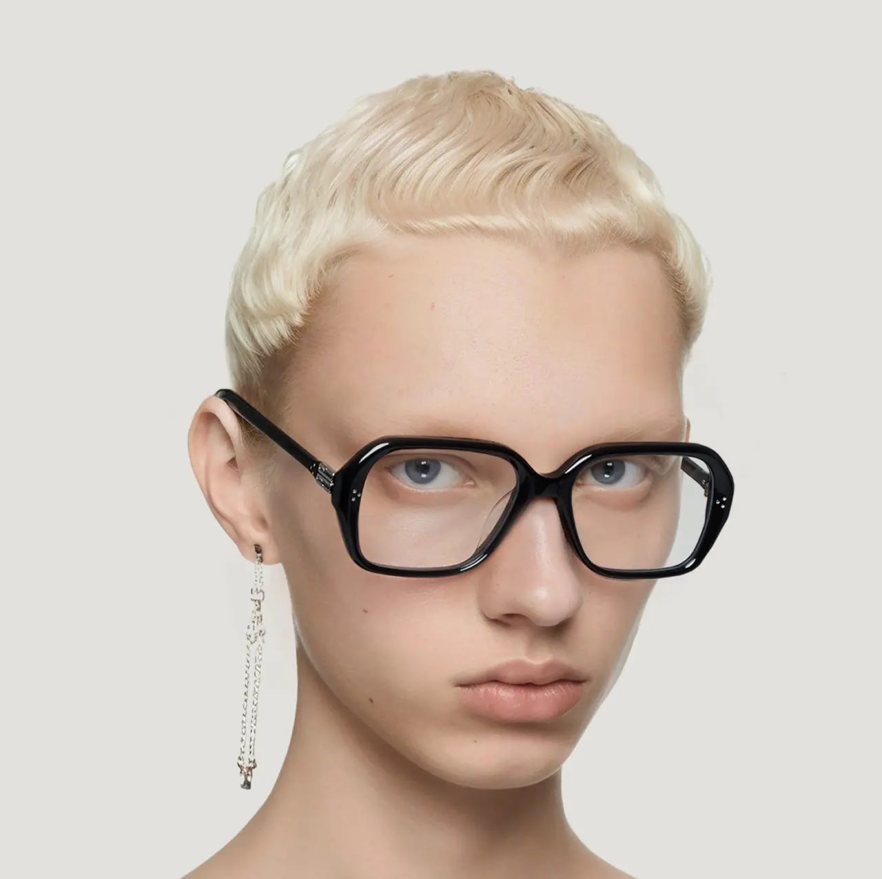 Kính Gentle Monster Beca 01 'Black' — ảnh 4