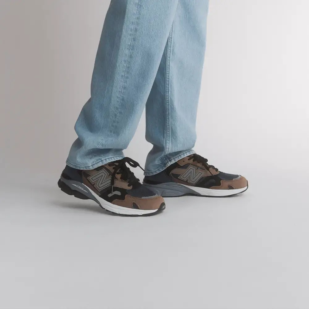 Giày New Balance 920 MiUK 'Navy Beige Black' M920INV — ảnh 2
