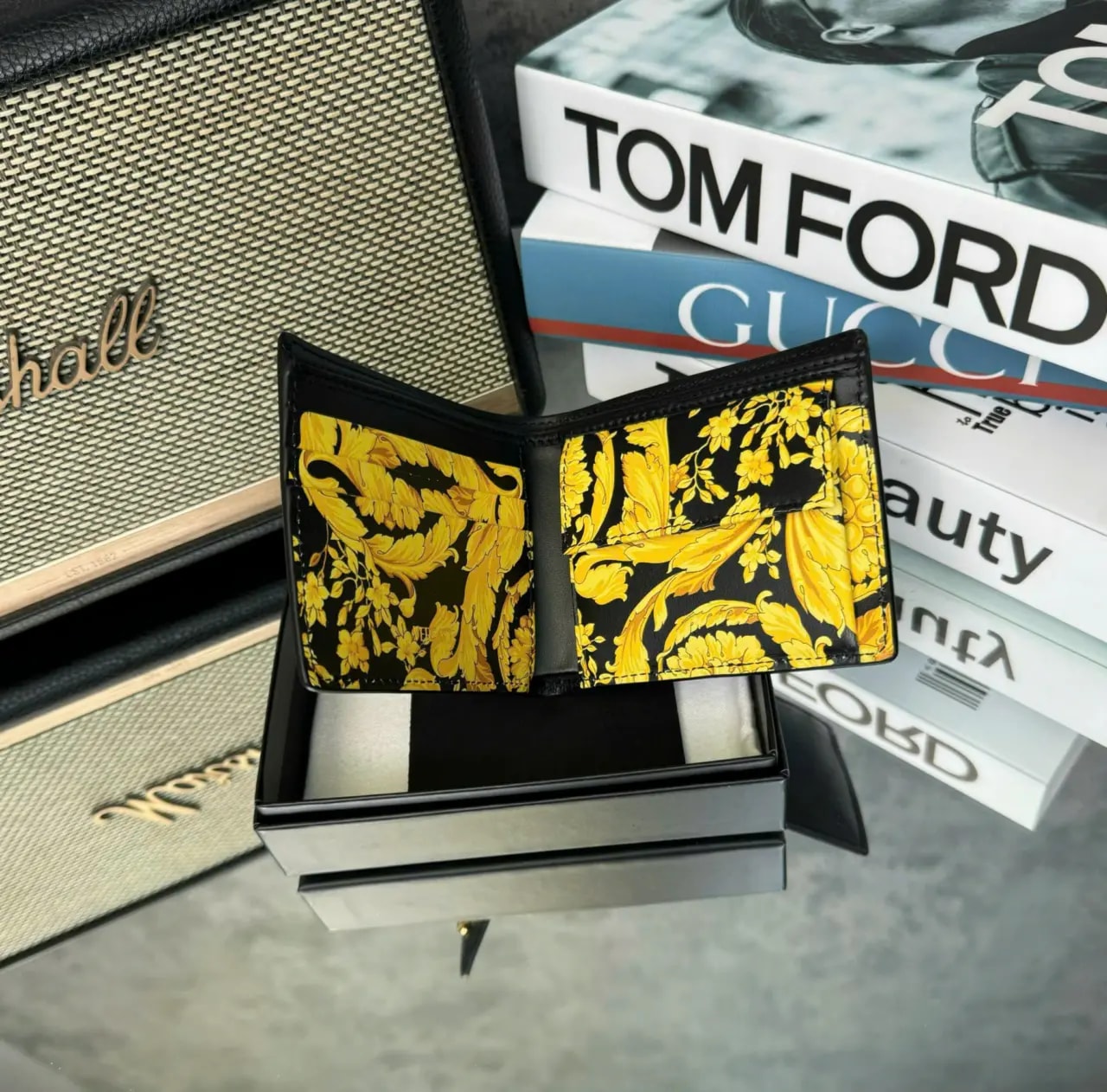 Ví Versace Medusa Barocco Print Bi-Fold 'Black Gold' 1006117-1A10403-5B00V — ảnh 3