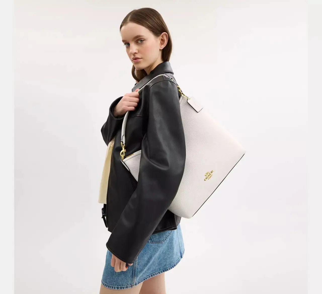 Túi Coach Laurel Large Shoulder Bag 'Chalk' CY684-IMCHK — ảnh 3