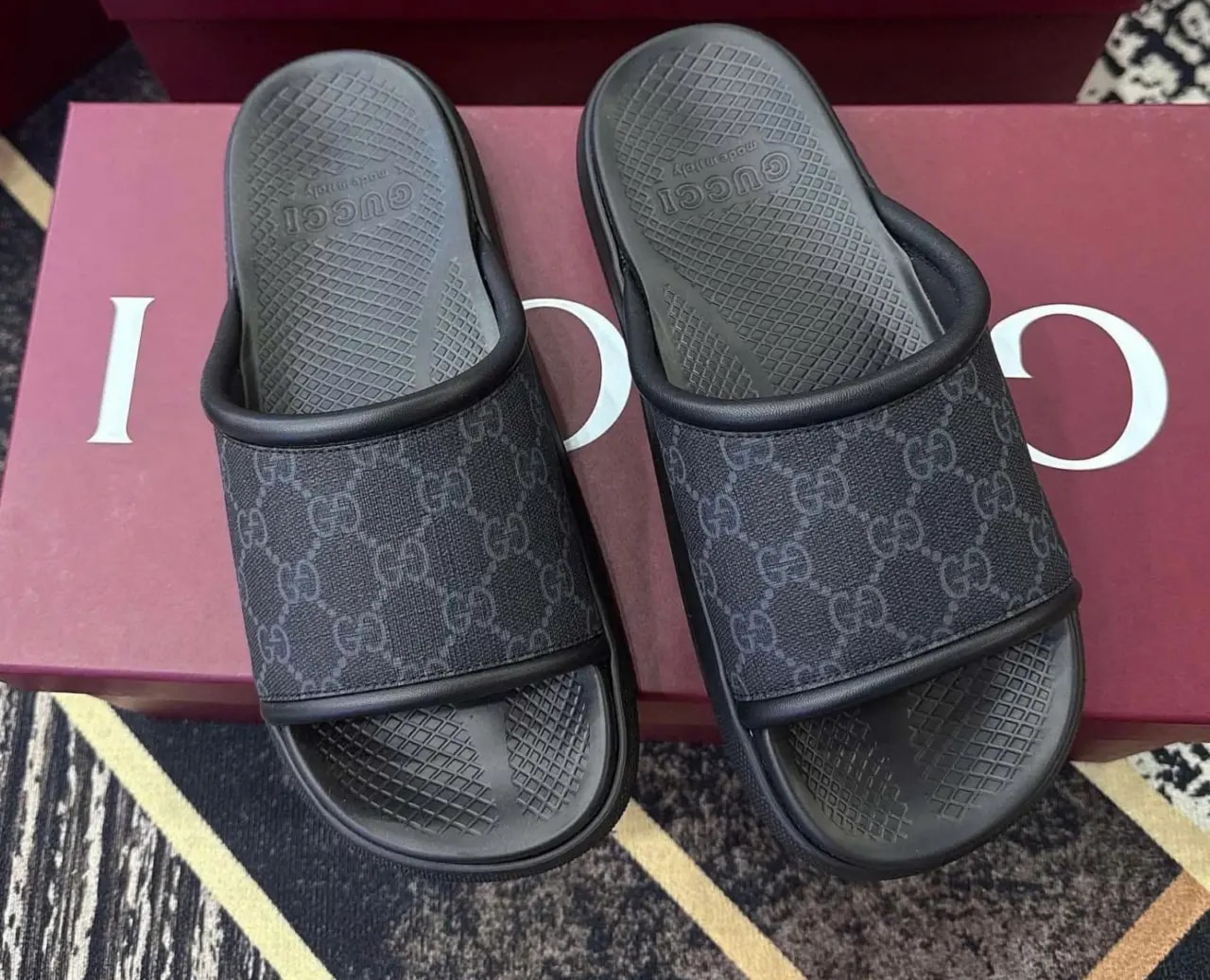 Dép Gucci Persuit Supreme Slide 'Black' 816356-96GI0-1000 — ảnh 2