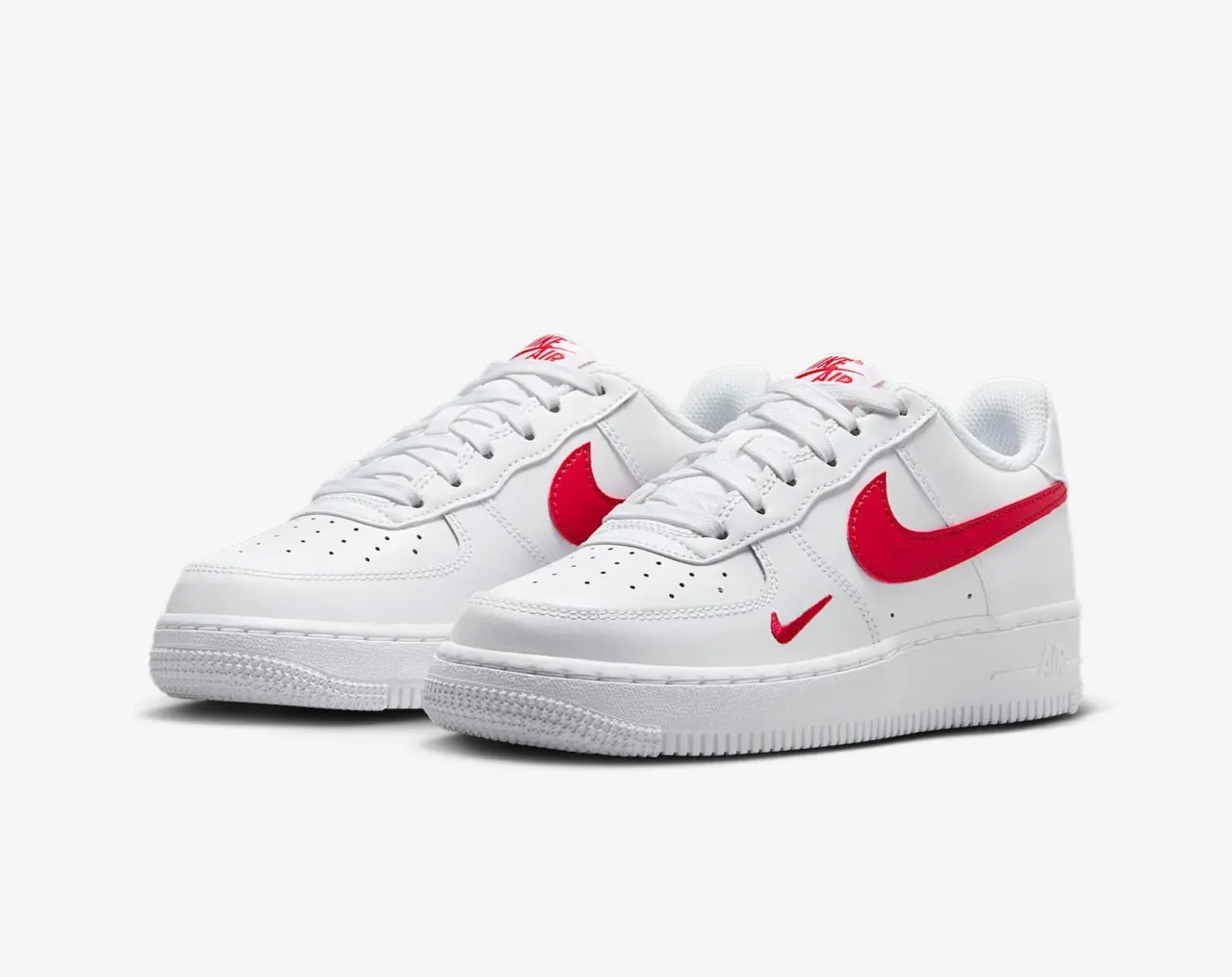 Giày Nike Air Force 1 LV8 'White University Red' FV7020-101 — ảnh 3