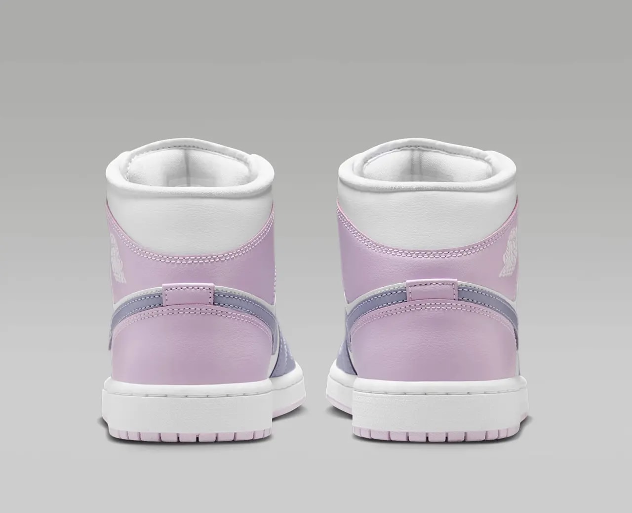 Giày Nike Air Jordan 1 Mid 'Indigo Haze Doll White' BQ6472-510 — ảnh 3