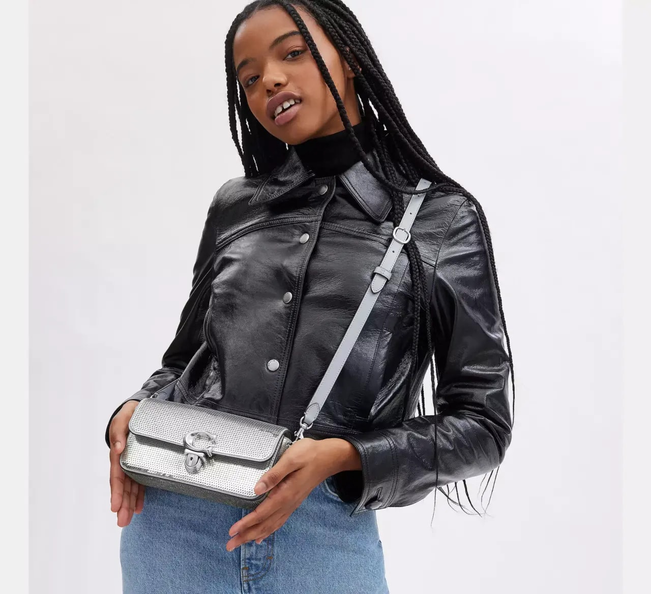 Túi Coach Studio Baguette Bag Sequins 'Silver' CM428-LHSLV — ảnh 3
