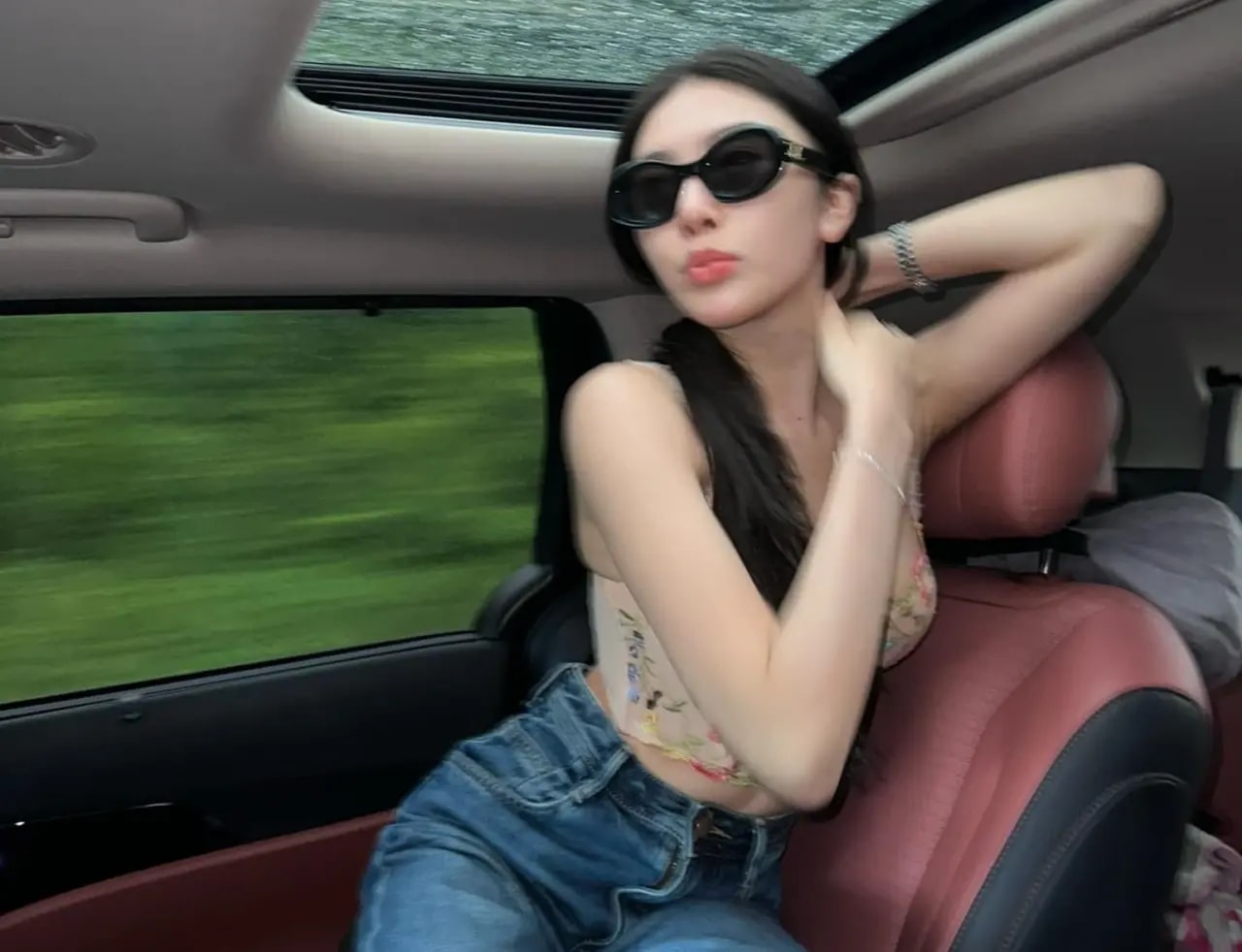 Kính Celine Oval Sunglasses 'Black' CL40194U-01A — ảnh 2