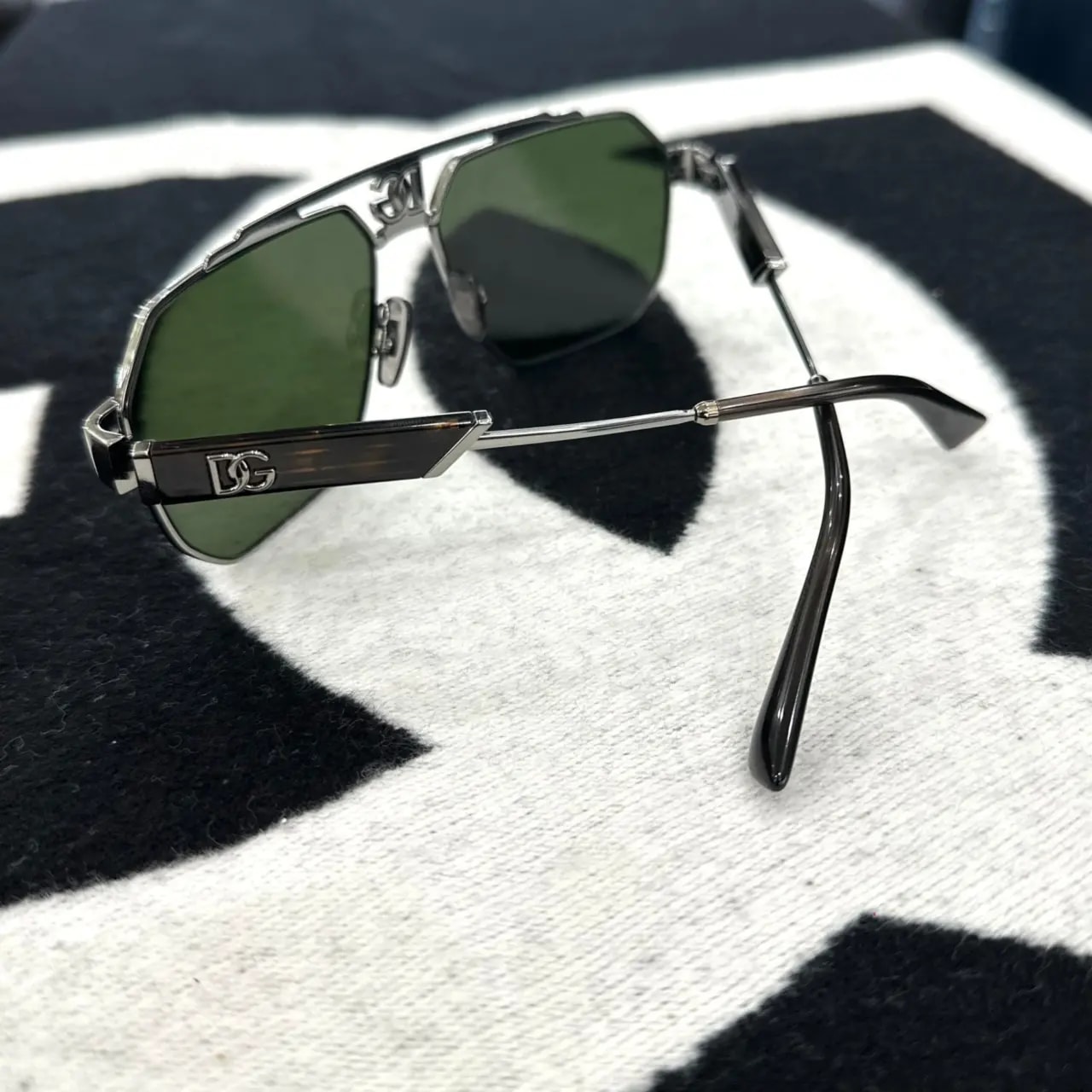 Kính Dolce & Gabbana DG Sunglasses 'Green' DG2294 — ảnh 3