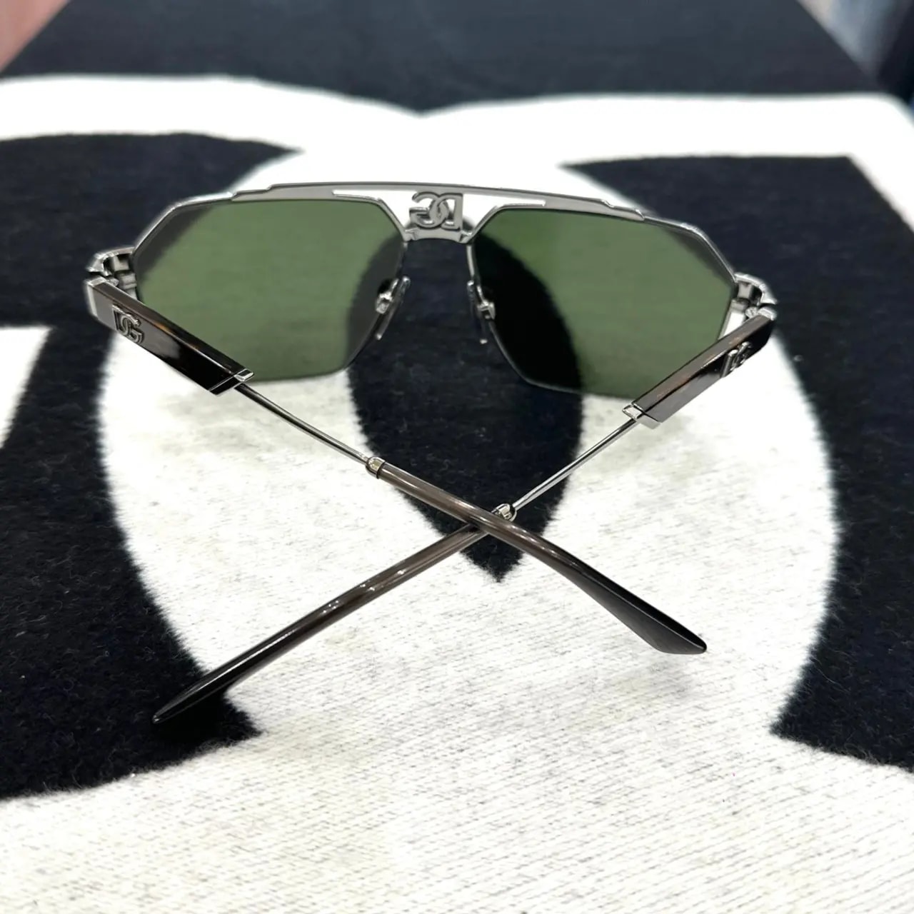 Kính Dolce & Gabbana DG Sunglasses 'Green' DG2294 — ảnh 2