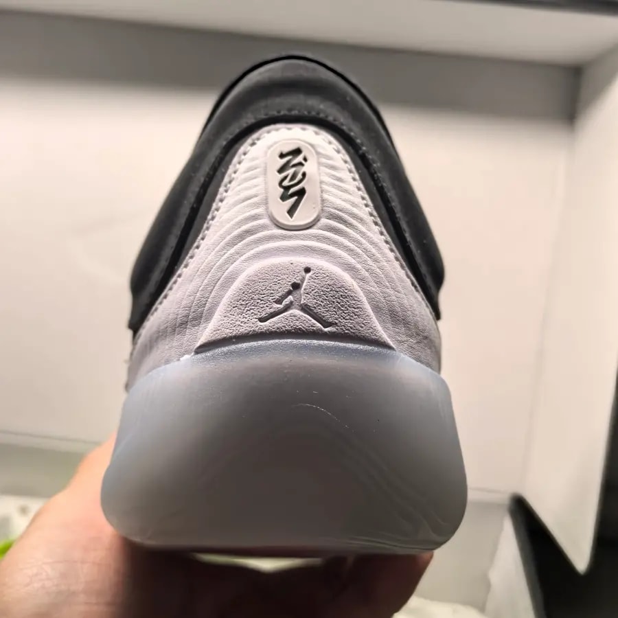 Giày Nike Air Jordan Zion 4 'Black White Crimson' FD0591-100 — ảnh 5