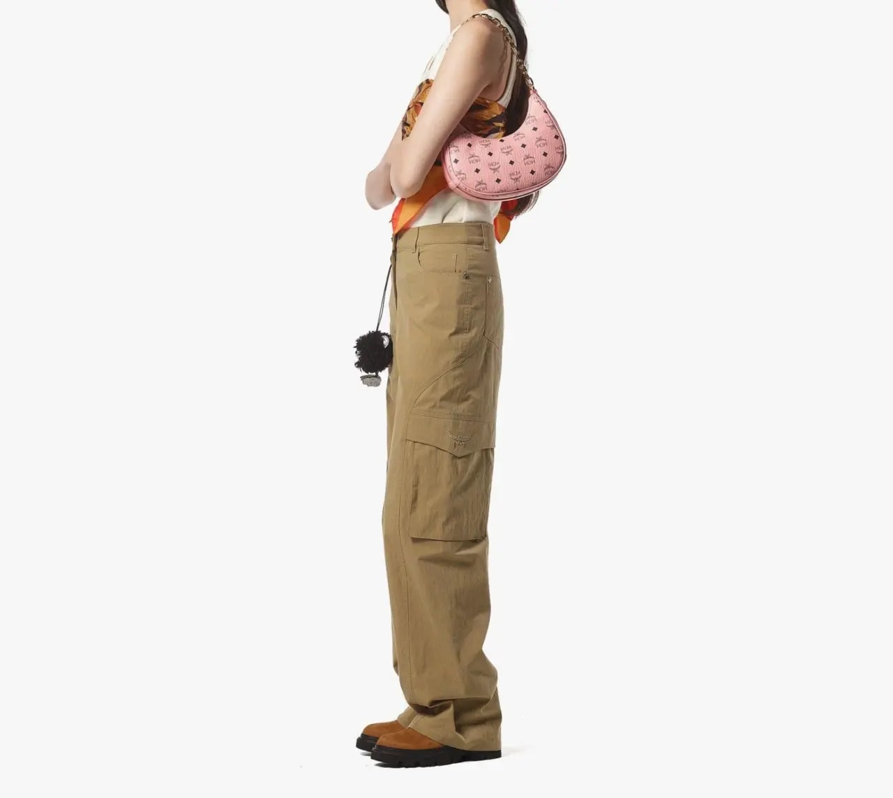 Túi MCM Aren Crescent Hobo Bag 'Soft Pink' MWHFATA02PZ001 — ảnh 4