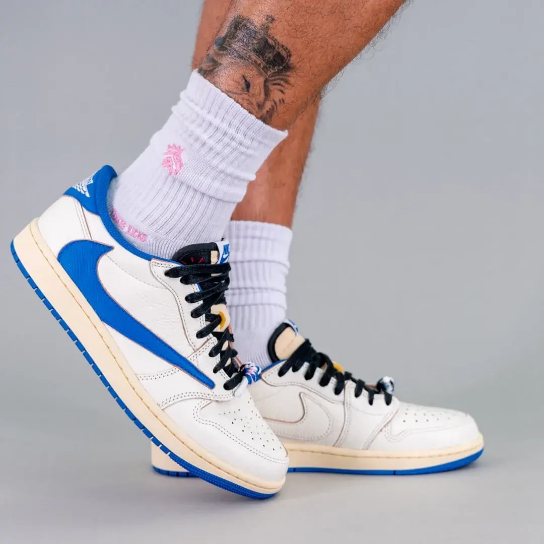 Giày Nike Air Jordan 1 Retro Low OG SP x Travis Scott 'Sail Military Blue' DM7866-104 — ảnh 4