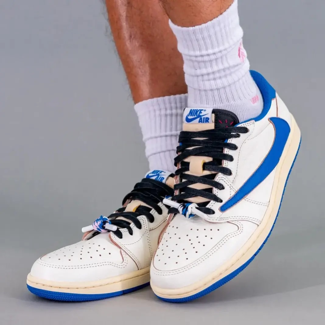 Giày Nike Air Jordan 1 Retro Low OG SP x Travis Scott 'Sail Military Blue' DM7866-104 — ảnh 2