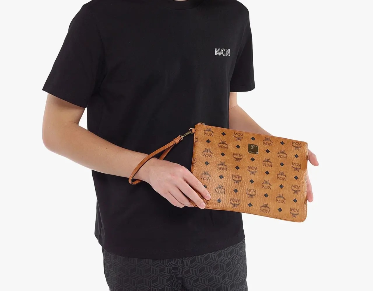 Túi MCM Wristlet Zip Pouch 'Cognac' MXZAAVI03CO001 — ảnh 3