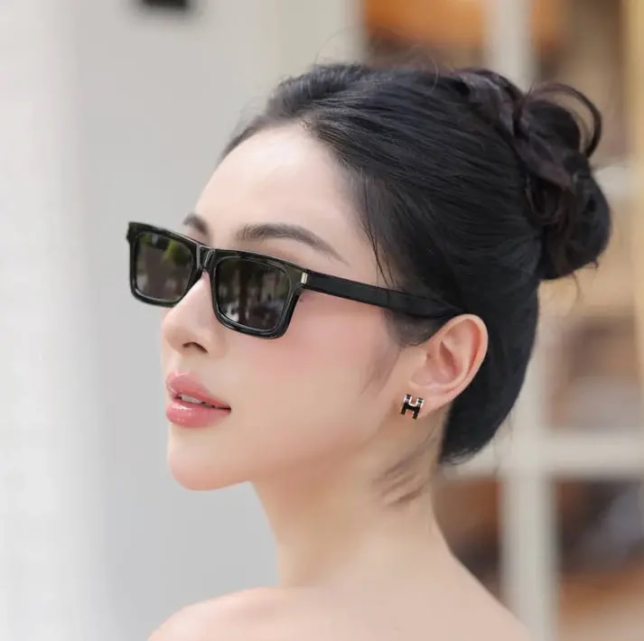 Kính Saint Laurent YSL Sunglasses 'Black Grey' SL461-BETTY-001 — ảnh 3
