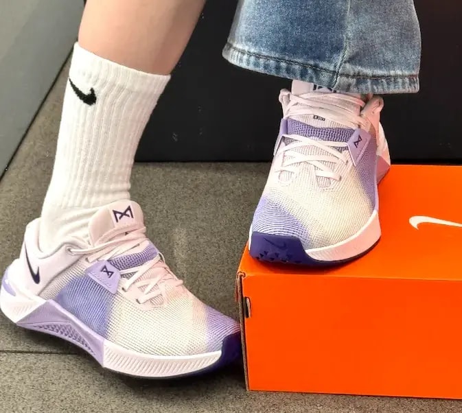 Giày Nike Metcon 10 'Hydrangeas' HQ2620-601 — ảnh 2