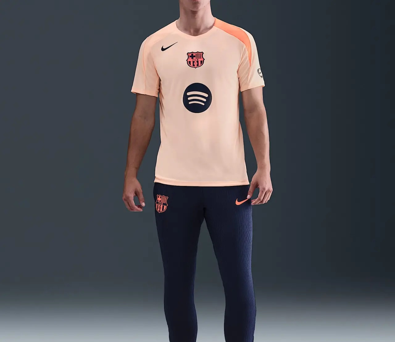Áo Nike FC Barcelona Strike Top 25/26 'Crimson Tint' HM3344-808 — ảnh 4