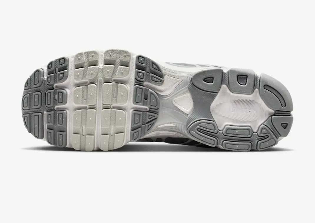 Giày Nike Air Max Moto 2K 'Wolf Grey' IO9279-004 — ảnh 3