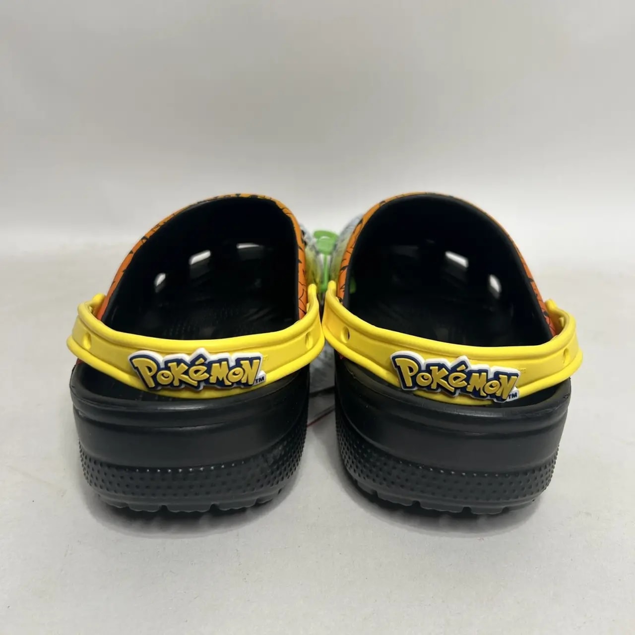 Dép Crocs x Pokemon Classic Clog 'Pikachu' 207761-0C4 — ảnh 4