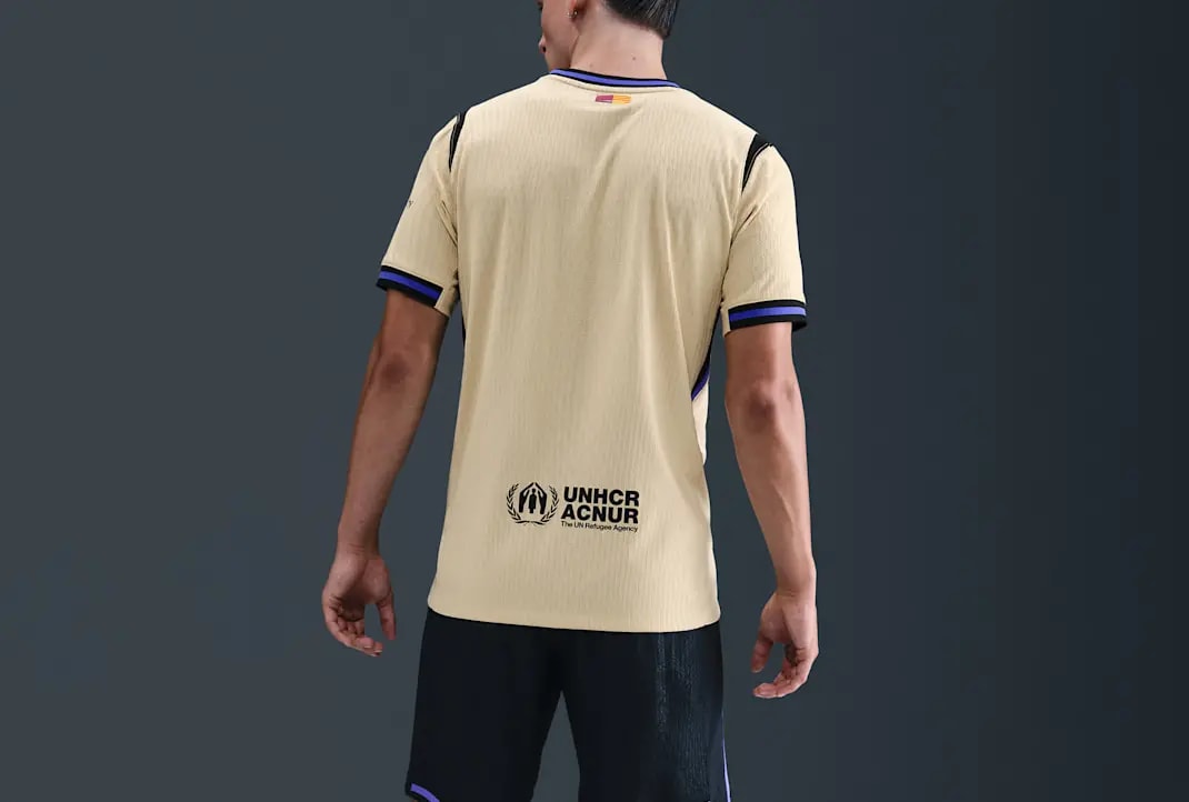 Áo Nike F.C. Barcelona 2025/26 'Team Gold' HJ4554-784 — ảnh 3
