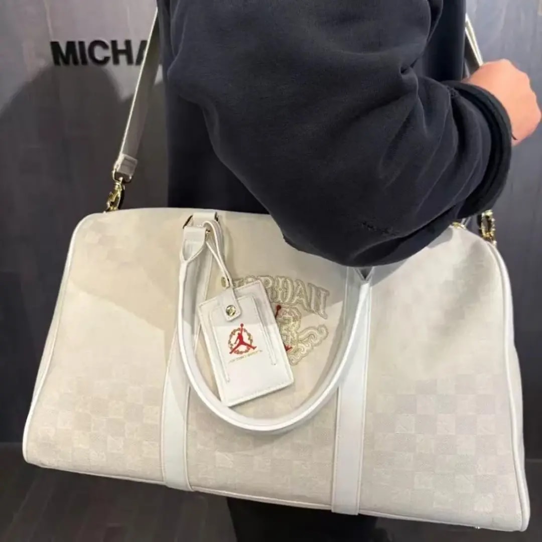 Túi Nike Jordan Monogram Bag 'White' IV4747-133 — ảnh 2