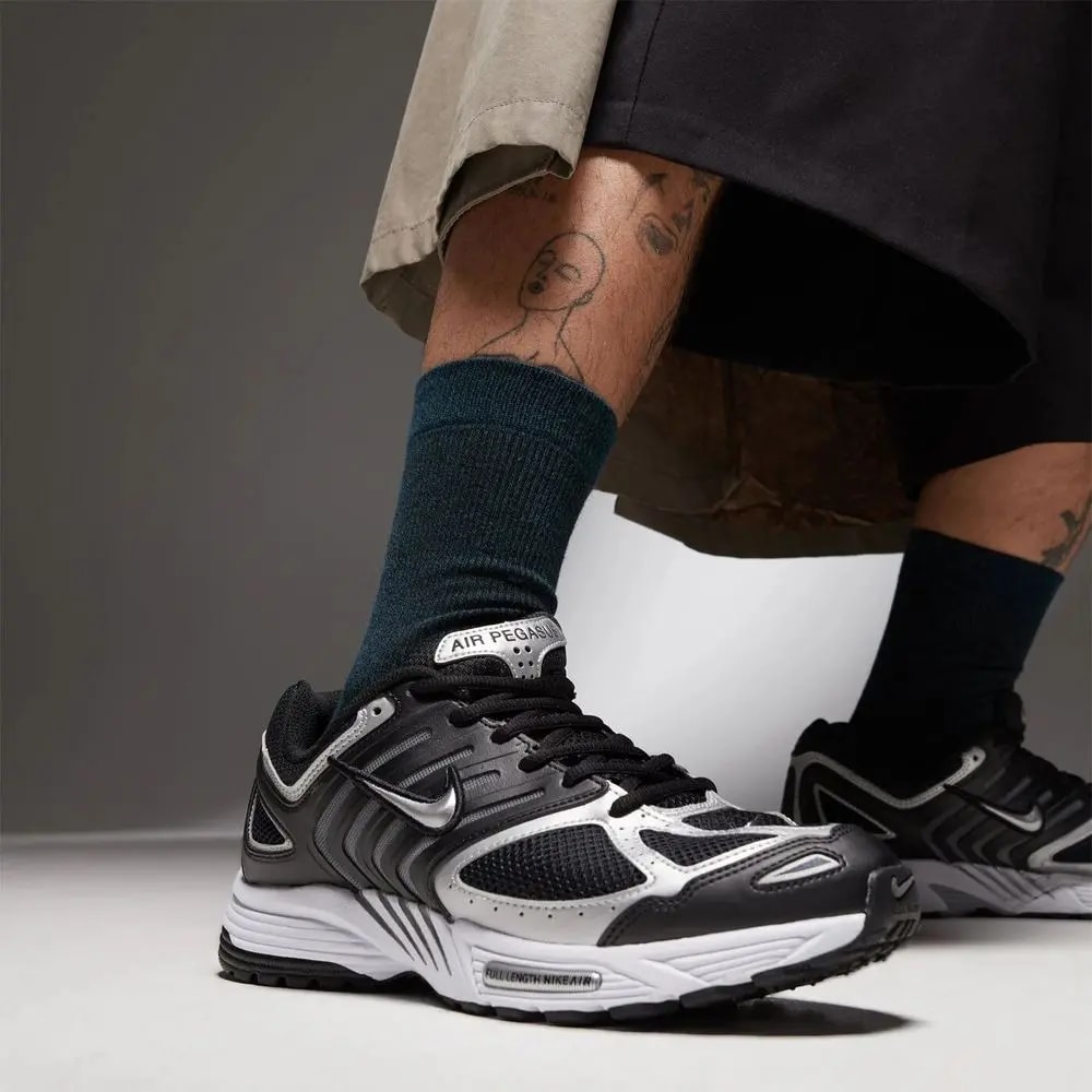 Giày Nike Clads The Air Pegasus 2K5 In Trendy 'Metallic Silver' HQ3031-001 — ảnh 2