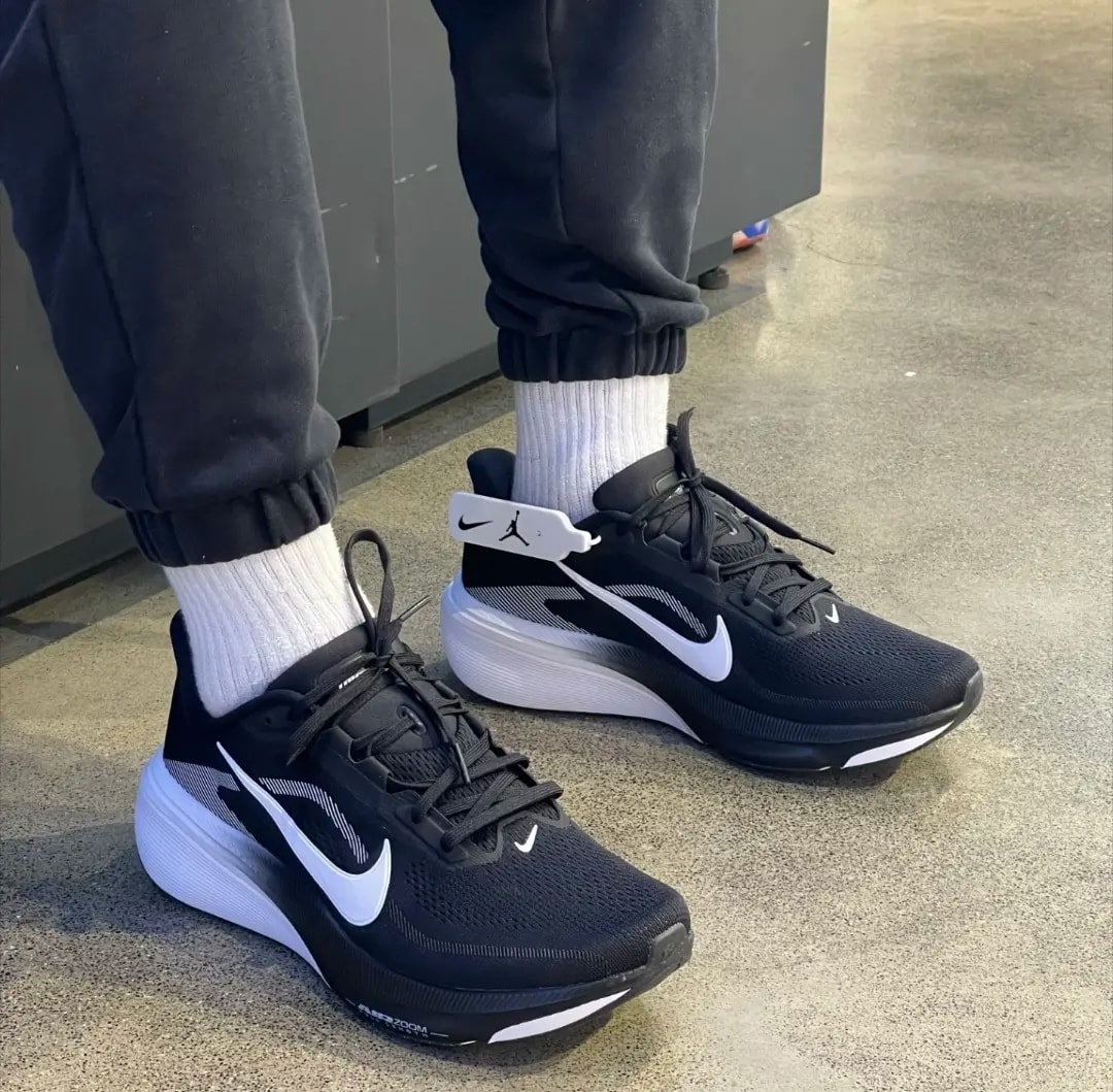 Giày Nike Air Zoom Pegasus 42 'Black White' IB1873-001 — ảnh 3