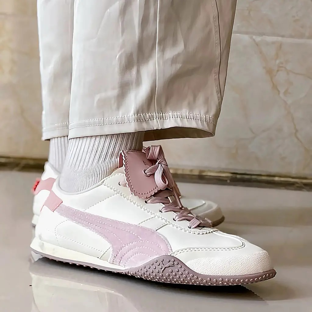 Giày Puma Bella UT Year of Horse 'Mist-Rose Latte' 406665-01 — ảnh 3