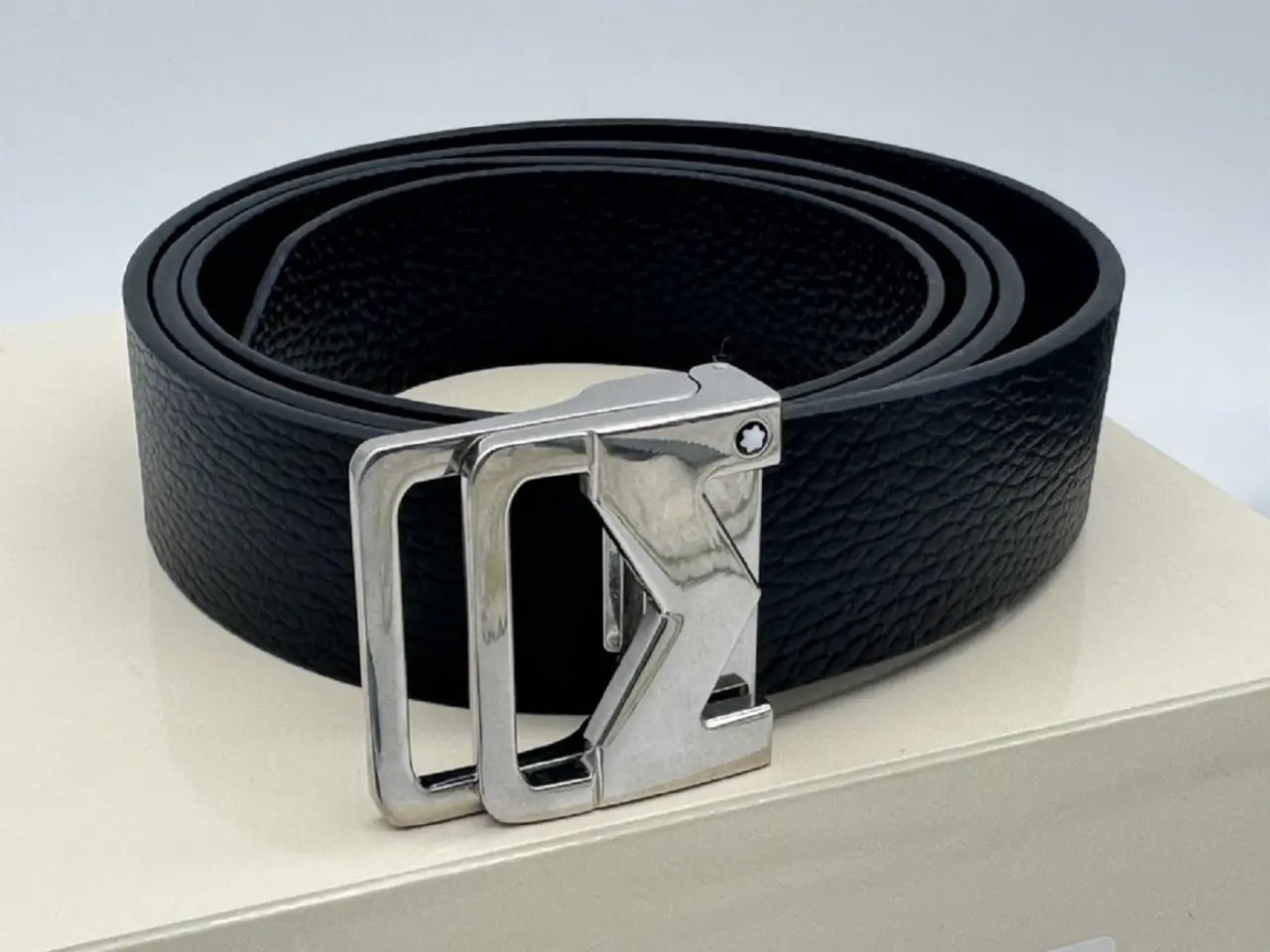 Thắt lưng MontBlanc M Buckle Sfumato 'Blue ' 131181 — ảnh 5