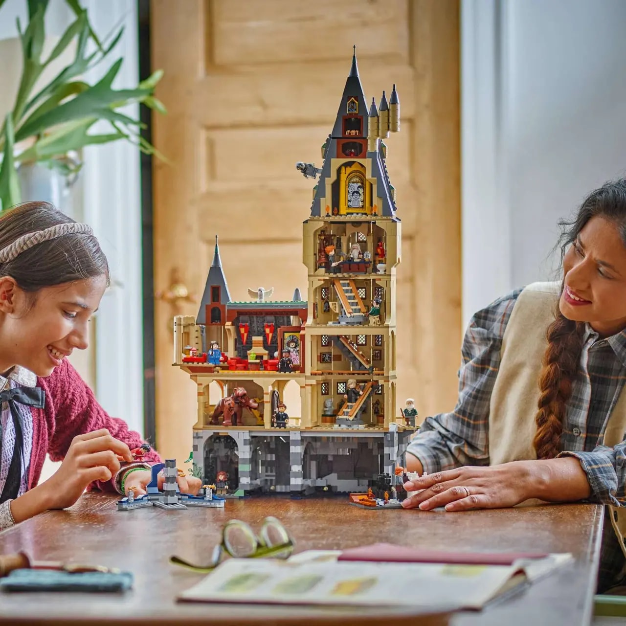 Mô Hình Lego Hogwarts™ Castle: The Main Tower 76454 — ảnh 5
