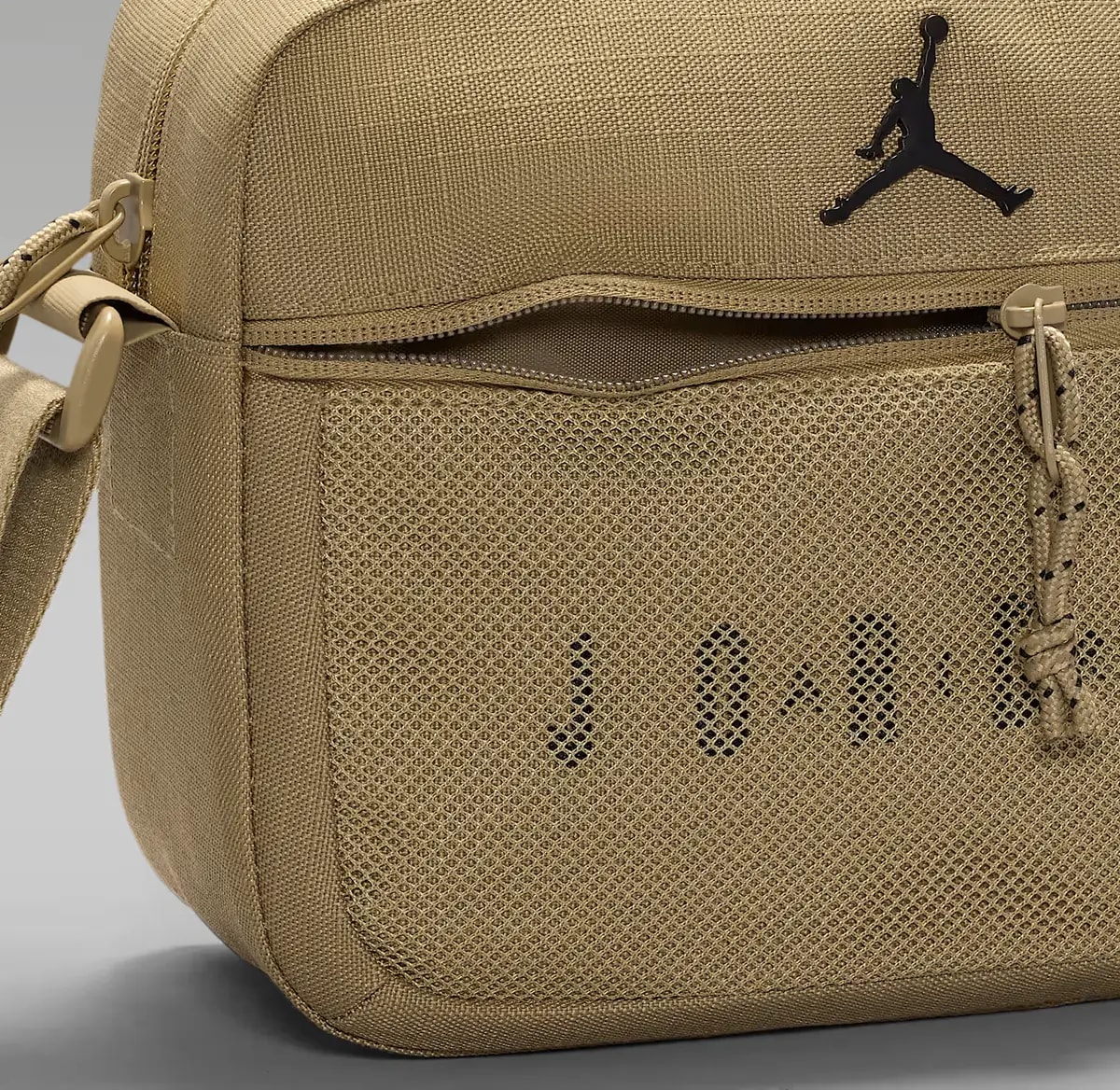Túi Nike Air Jordan Blacktop 'Desert Camo' IR8394-234 — ảnh 2