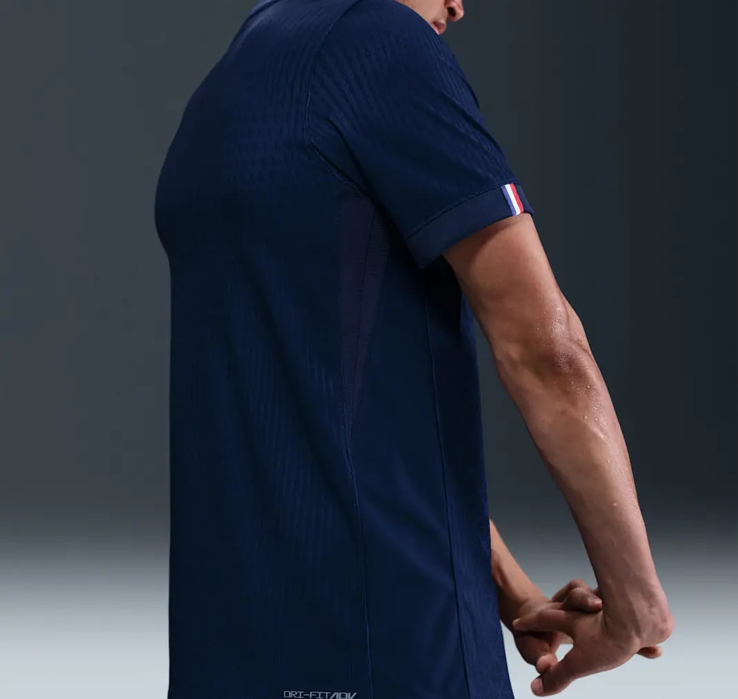 Áo Nike Paris Saint-Germain 2025/26 HJ4547-411 — ảnh 2