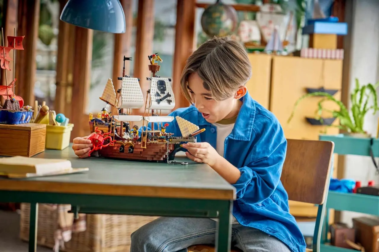 Mô hình Lego Iconic Pirate Ship 31387 — ảnh 3