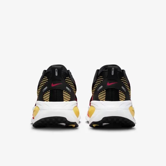 Giày Nike Vomero 18 'Black Crimson' HM6803-016 — ảnh 3
