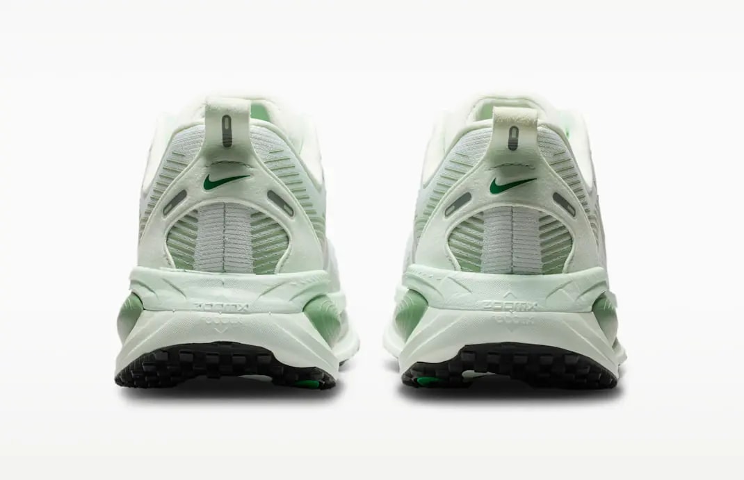 Giày Nike Vomero 18 'Barely Green' HM6804-300 — ảnh 5
