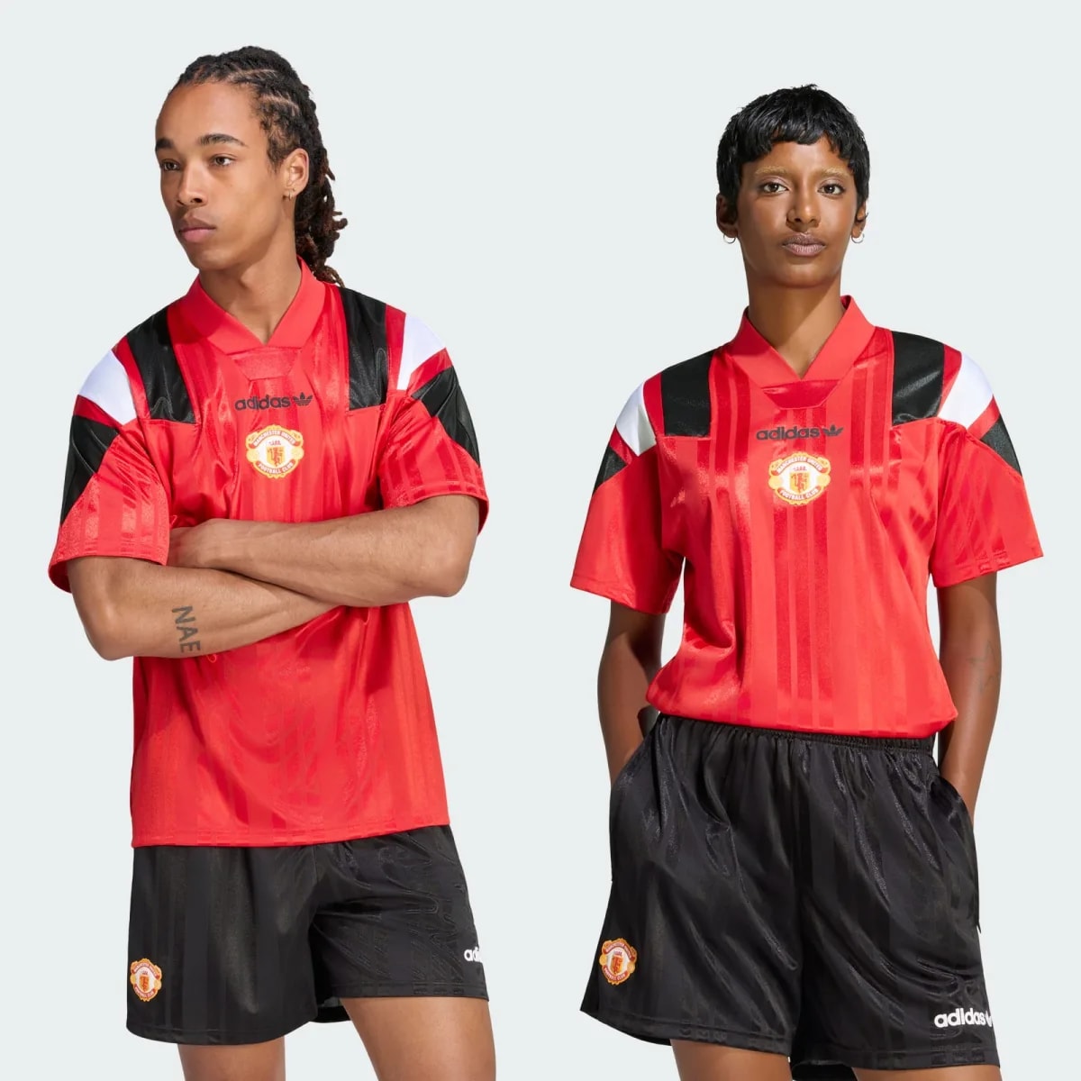 Áo Adidas EQT Manchester United FC KH4821 — ảnh 2