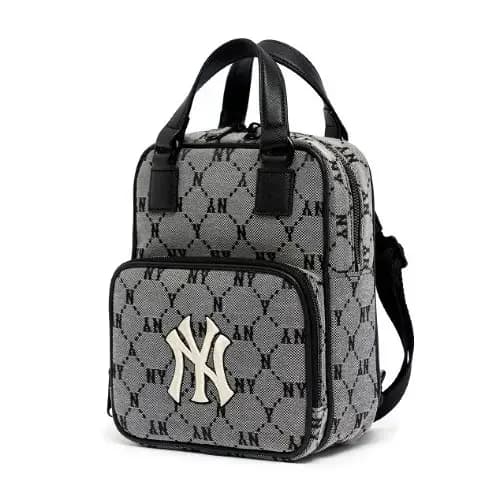 Túi MLB Monogram Diamond Jacquard Mini Backpack 3ABKS031N-50GRS Túi MLB Monogram Diamond Jacquard Mini Backpack 3ABKS031N-50GRS