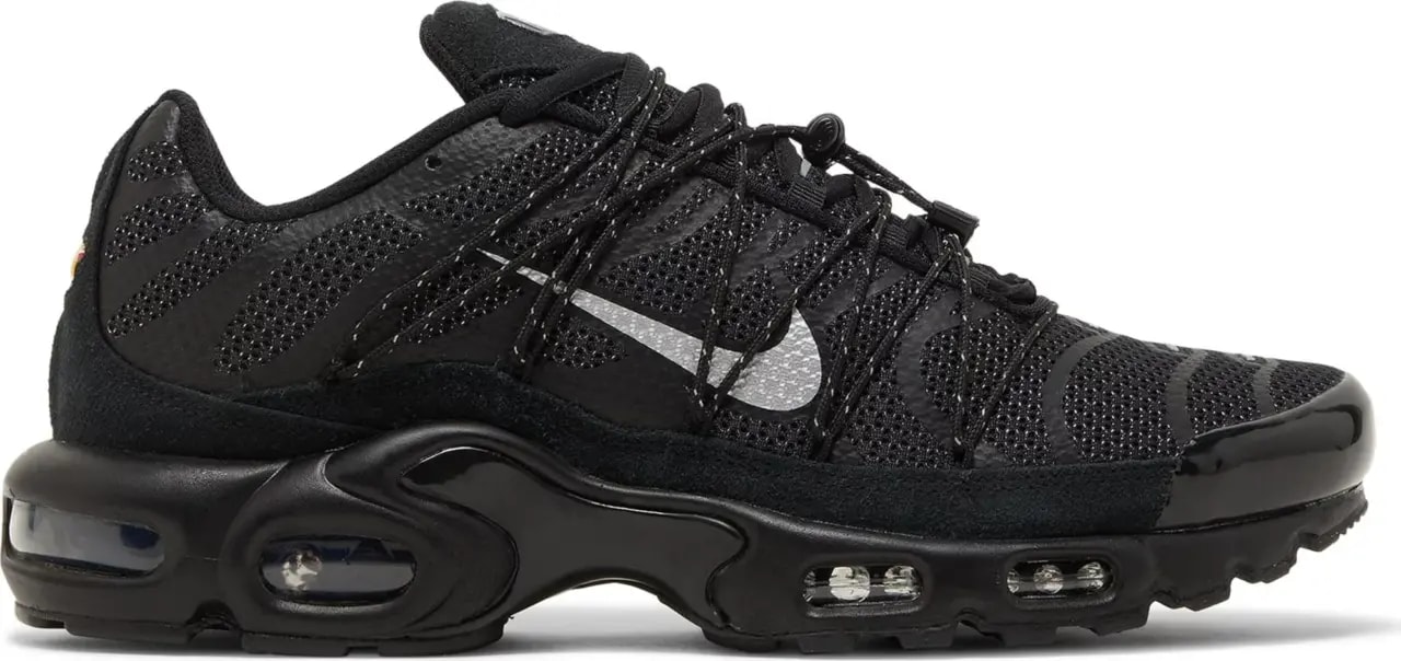 Giày Nike Air Max Plus Utility 'Black Metallic Silver' FD0670-001 — kich-thuoc: lien-he-order Giày Nike Air Max Plus Utility 'Black Metallic Silver' FD0670-001 — kich-thuoc: lien-he-order