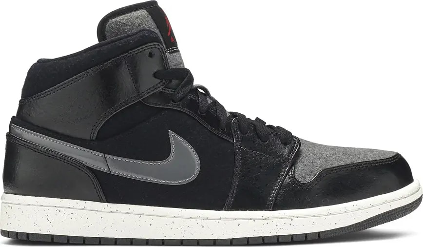 Giày Nike Air Jordan 1 Retro Mid SE 'Winterized' 852542-001 — kich-thuoc: 42.5 Giày Nike Air Jordan 1 Retro Mid SE 'Winterized' 852542-001 — kich-thuoc: 42.5