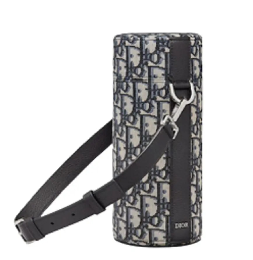 Túi Dior Vertical Roller Messenger Beige and Black 1ESKH301YSE-H27E — kich-thuoc: 9-5-x-9-5-x-21-7-cm Túi Dior Vertical Roller Messenger Beige and Black 1ESKH301YSE-H27E — kich-thuoc: 9-5-x-9-5-x-21-7-cm