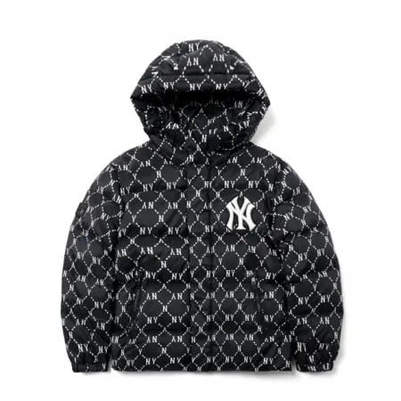 Áo MLB Monogram Diamond Lightweight Short Padded NY Yankees 3ADJM0316-50BKS — kich-thuoc: lien-he-order Áo MLB Monogram Diamond Lightweight Short Padded NY Yankees 3ADJM0316-50BKS — kich-thuoc: lien-he-order