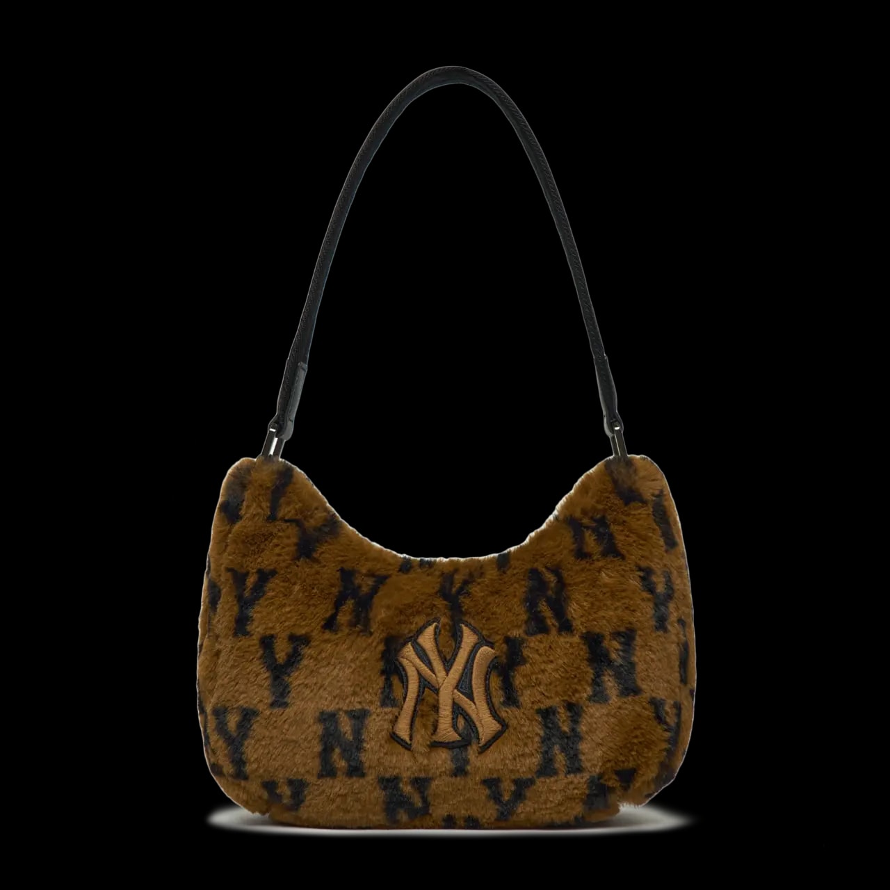 Túi MLB Monogram Fur Hobo Bag NY Yankees 3ABQS0316-50BRS — kich-thuoc: 1-size Túi MLB Monogram Fur Hobo Bag NY Yankees 3ABQS0316-50BRS — kich-thuoc: 1-size