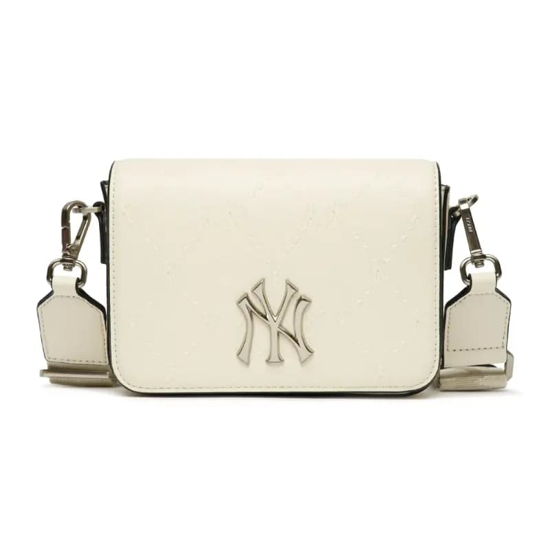 Túi MLB Monogram Diamond Embo Mini Crossbody Bag NY Yankees 3ACRS041N-50CRS Túi MLB Monogram Diamond Embo Mini Crossbody Bag NY Yankees 3ACRS041N-50CRS