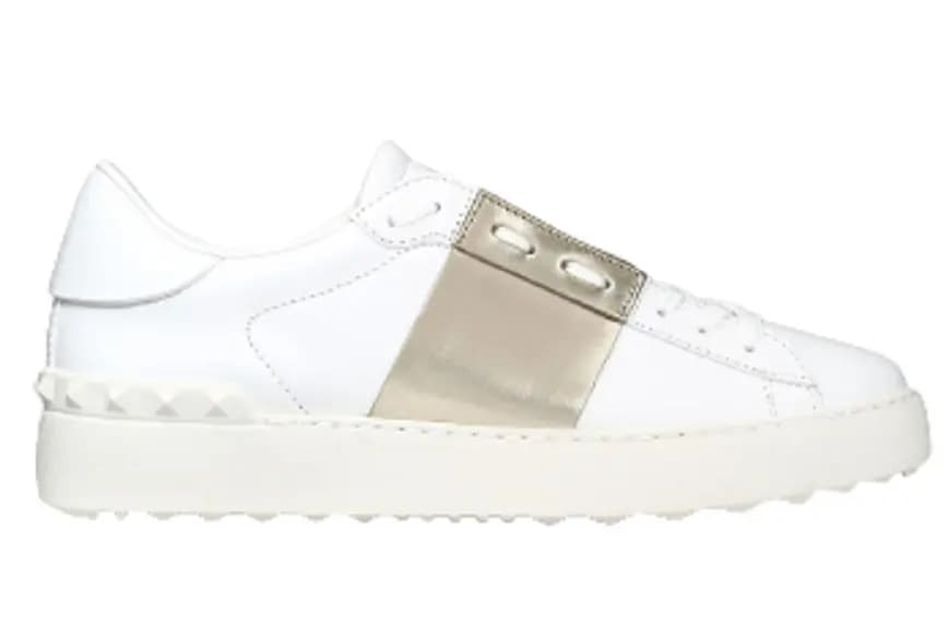 Giày Valentino Gold Stripe Stud Leather Open Sneakers ZW2S0781FLRL71 Giày Valentino Gold Stripe Stud Leather Open Sneakers ZW2S0781FLRL71