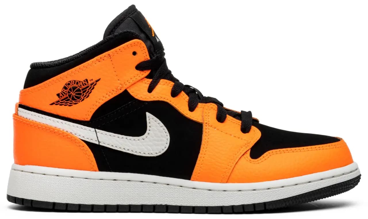 Giày Nike Air Jordan 1 Retro Mid GS 'Orange Black' 554725-062 Giày Nike Air Jordan 1 Retro Mid GS 'Orange Black' 554725-062