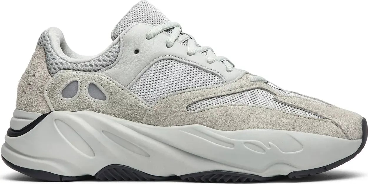 Giày Adidas Yeezy Boost 700 Salt EG7487 — kich-thuoc: 40 2/3 Giày Adidas Yeezy Boost 700 Salt EG7487 — kich-thuoc: 40 2/3