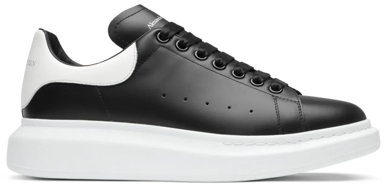 Giày Alexander McQueen Oversized Sneaker 'Black White' 2019 553680-WHGP5-1070 Giày Alexander McQueen Oversized Sneaker 'Black White' 2019 553680-WHGP5-1070