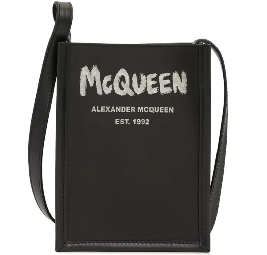 Túi Alexander Mcqueen Graffiti Logo Mini 'Black' 668592-1AAEZ-1073 — kich-thuoc: 14-5x19-5x4-5-cm Túi Alexander Mcqueen Graffiti Logo Mini 'Black' 668592-1AAEZ-1073 — kich-thuoc: 14-5x19-5x4-5-cm