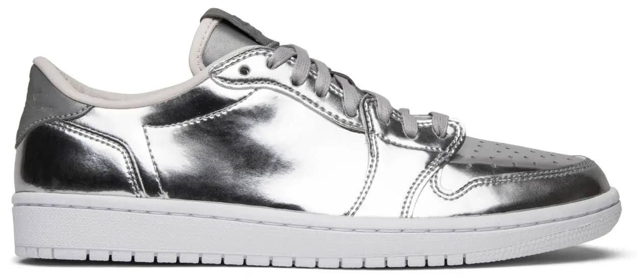Giày Nike Air Jordan 1 Retro Low OG Pinnacle 'Metallic Silver' 852549-003 Giày Nike Air Jordan 1 Retro Low OG Pinnacle 'Metallic Silver' 852549-003